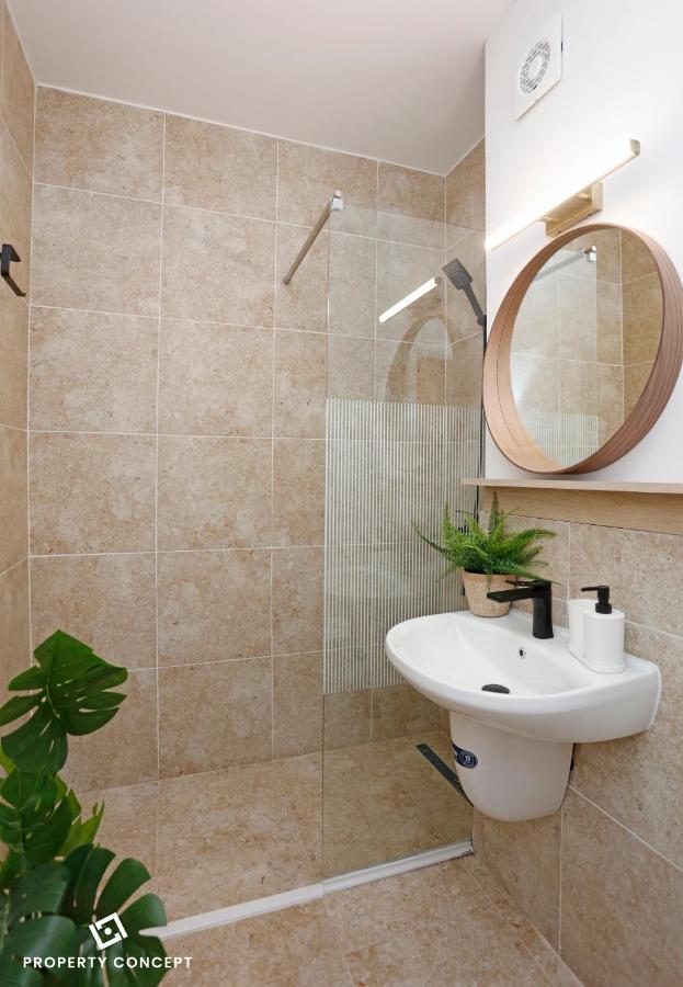 Plaza Residence Studio 6 Bucarest Esterno foto